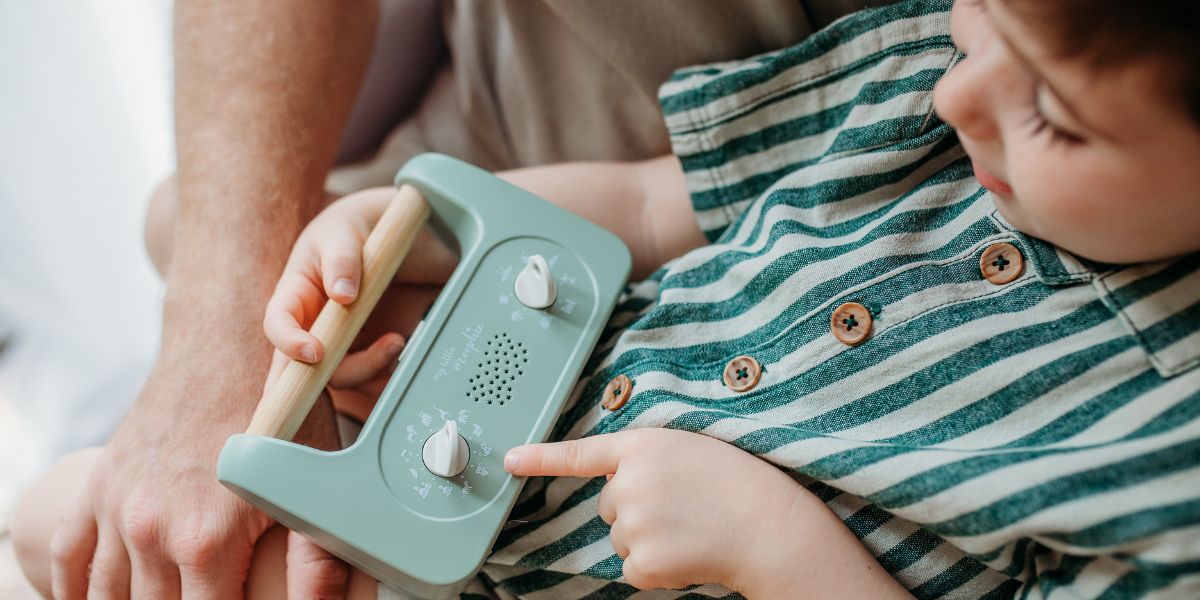 How can I tell if my child's breathing is calm or stressed?