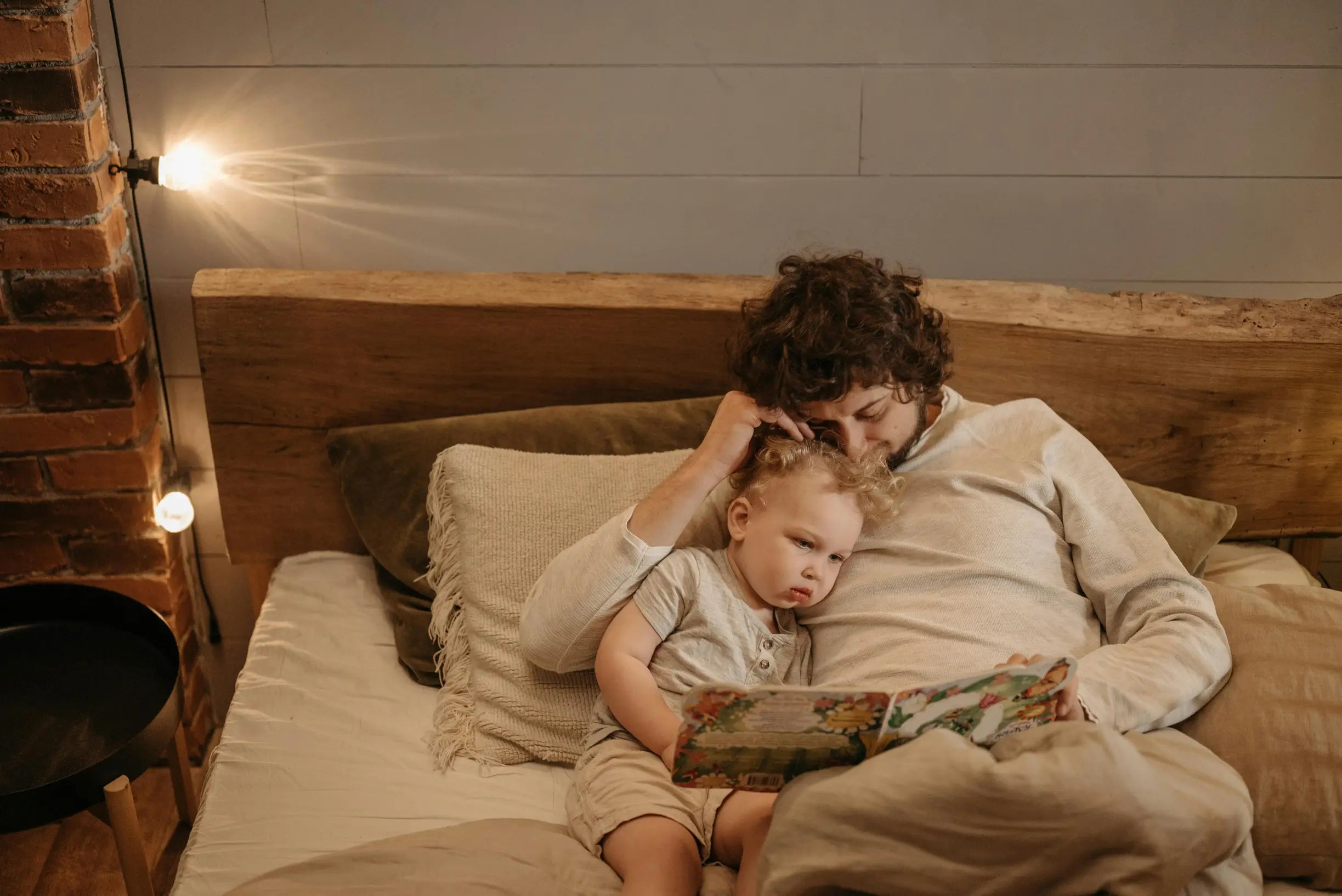 How Can 5 Screen-free Steps Make Bedtime Feel Smoother for Families?