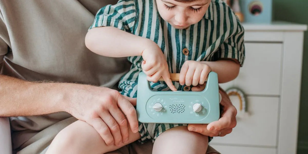 How to Choose a Safe, Age-appropriate Comfort Anchor for Every Developmental Stage